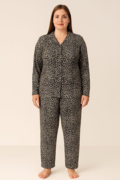 Pemilo Women's 02159 Plus Size Buttoned Leopard Print Long Sleeve Pajama Set Leopard