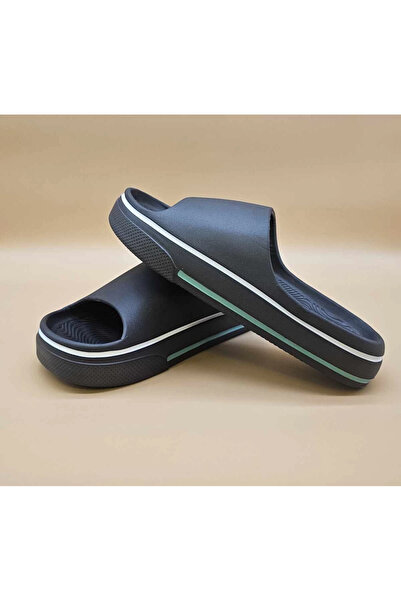 1way Practical slippers that are easy to wear