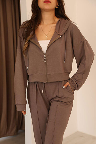 Nazline Women's Sweatshirt Sweatpants 2-Piece Top and Bottom Set