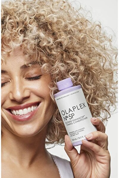 Olaplex Σετ τόνωσης Blonde Enhancer - Σαμπουάν 250ml + Conditioner 250ml