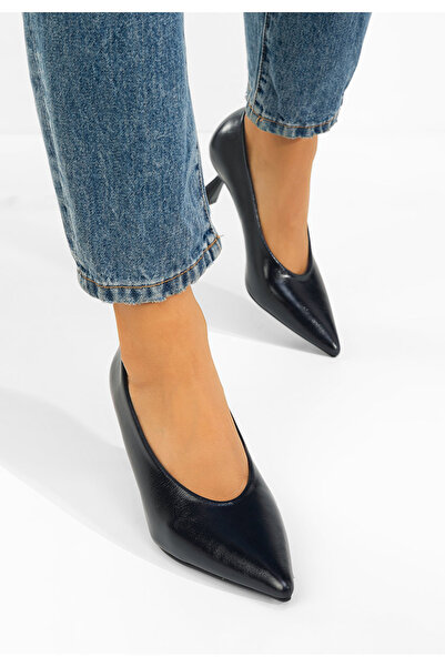 B T Shoes Glacia navy thin heel shoes