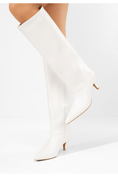 B T Shoes Elegant women's boots with Brelisa heels, white