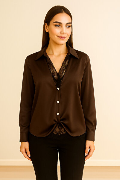 Swan Woman Low-Cut Satin Blouse