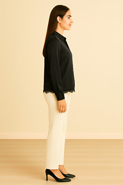 Swan Woman Low-Cut Satin Blouse