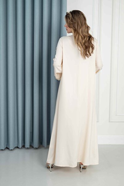 Nice Model Elegant Ivory Satin Maxi Dress with Crystal Embellished Floral V-Neck Long Sleeve Kaftan Abaya