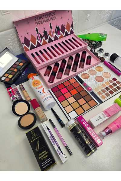 FOR LOVER Makeup and skincare set with multiple products