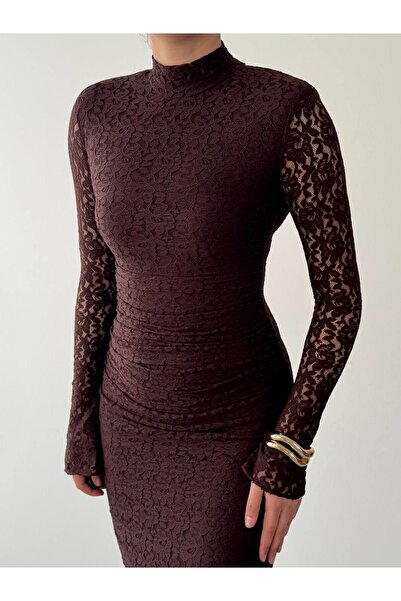 Julidress Καφέ βάτα τεμάχια ψηλός λαιμός Φόρεμα με δαντέλα με μακρύ μήκος Premium