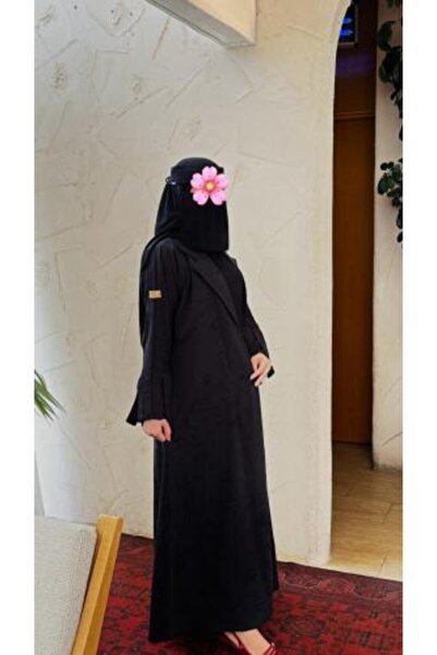 GENERIC4 Japanese silk with a floral print, elegant geometric cut, and half-circle sleeves and back.