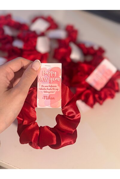 Atelier Rumelia 20’li Yılbaşı Hediyesi Kırmızı Saten Scrunchie Simit Toka Top...