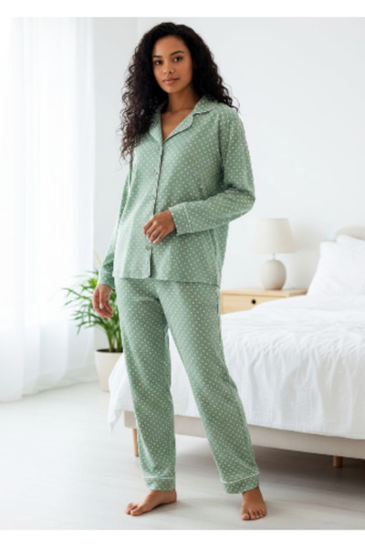 Star Fashion Women's pajamas with buttons, for winter, 100% microfiber, cheerful print