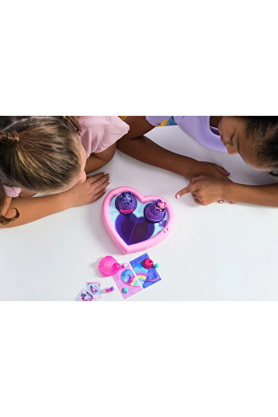 Hatchimals Alive Neon Rainbow Pool Party Set