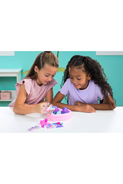 Hatchimals Alive Neon Rainbow Pool Party Set