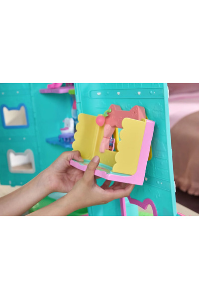 Gabby's Dollhouse The Movie: Cakey's Magical Kitchen with Figures and Accessories