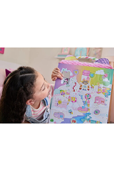 Gabby's Dollhouse : The Movie Advent Candy Calendar