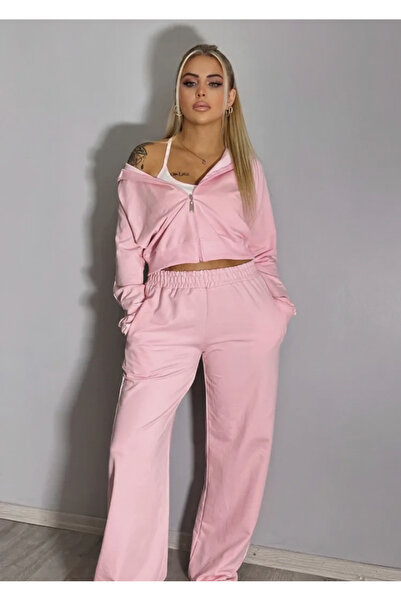 Entolya Yeni Sezon Genç Kombin: Pembe Ceketli Crop Top ve Rahat Paça Eşofman ...