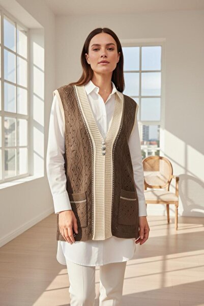 larocci Embroidered Knitted Vest Mink-Bone + Shawl Gift