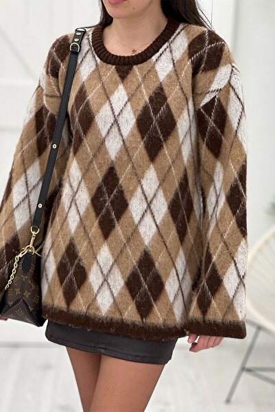 mahira collection Women's Crew Neck Diamond Pattern Side Slit Fleece-Lined Kn...