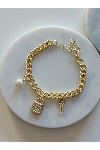 CHARMLUCKY Lock-Pearl-Key Charm Bracelet