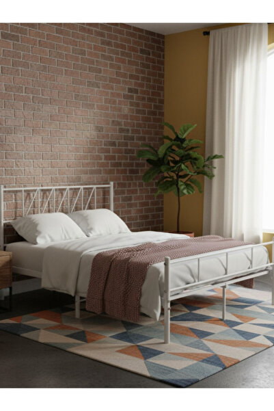 Bec4 Iron bed 120*190cm with a practical design
