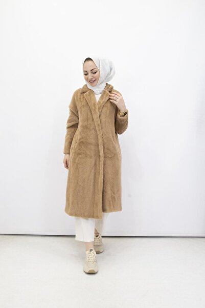 feray kaya معطف الفرو