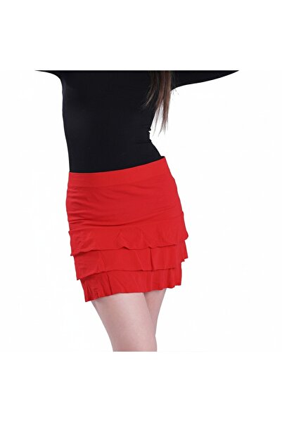 Silvy wavy skirt selfie