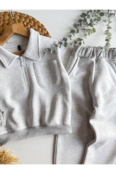 vera kids Children's Suit with a Collar and Half-Zipper.