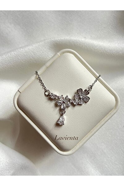 Lavienta قلادة من الفولاذ على شكل زهرة ذهبية وفضية