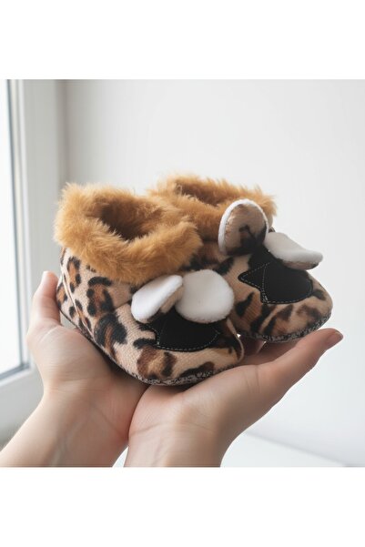 gigigiyim Baby Girl Panduf with Ear Detail