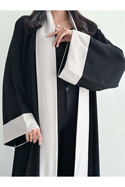 AYA عباية مزدوجة بأكمام من الدانتيل