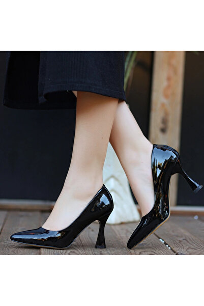 ALFA AKSESUAR 03 Ulba Black Patent Leather Stiletto Shoes