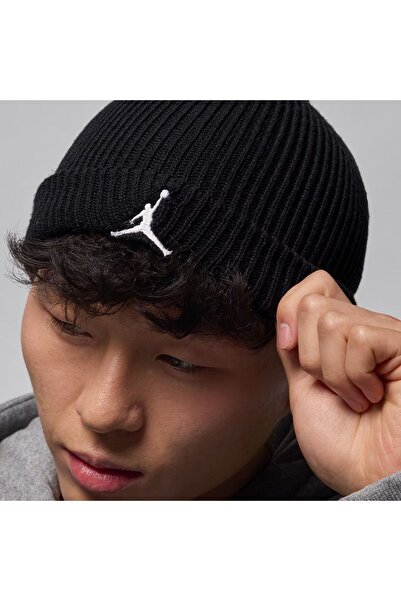 Nike Caciula unisex U J TERRA BEANIE ESS - FZ2055010