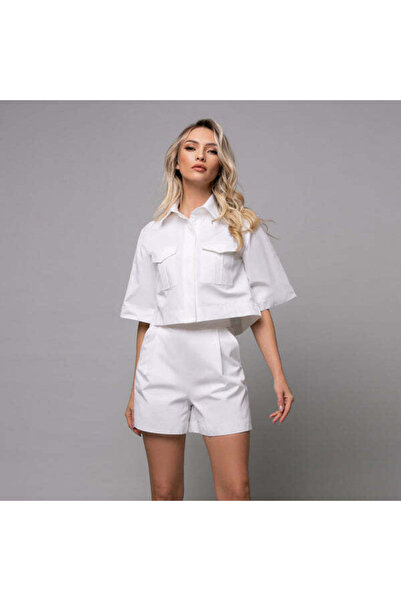 Minimalis Short white shirt with pockets, Boheme model