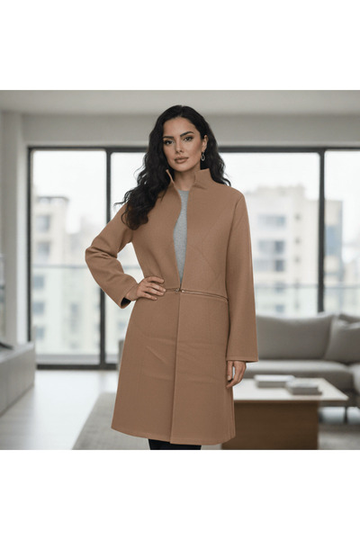 alqarat The Chic High-Neck Zip Coat