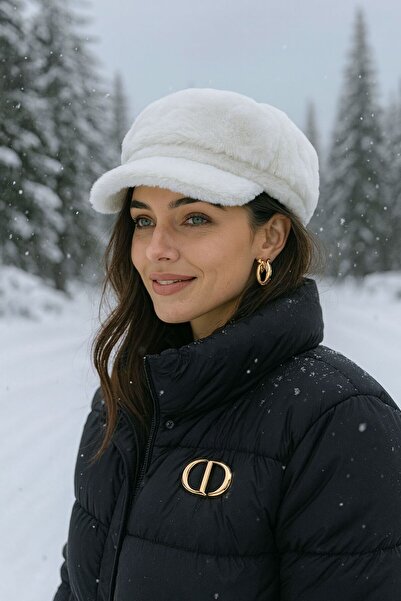 BALIENTE Ecru Soft Textured Plush Women's Beanie Hat and Neck Collar Set of 2