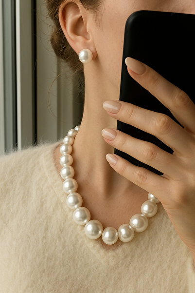 AGAPI Büyük Taneli Kasik Zarif İnci Kolye