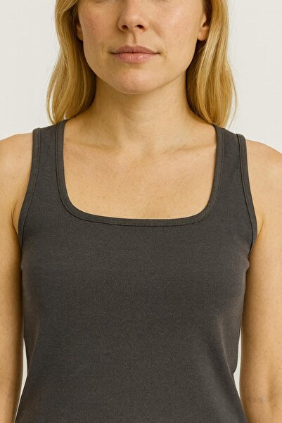 Jewia 490 Black U-Neck Color Black Lycra Cotton Undershirt