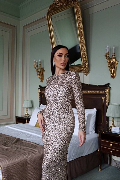 Julidress Χρυσό μπεζ φόρεμα με λουράκια στην πλάτη, με επένδυση, μακρύ φόρεμα με παγιέτες