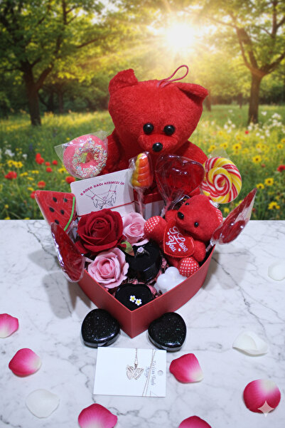Goldwither Sevgiliye Özel Hediye Kombini Kalpli Kutu Peluş Ayıcık Güller Şeke...
