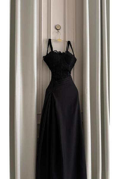 MY.SIZE Evening dress in Barbie fabric with lace trim