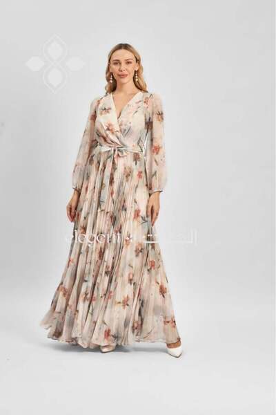 Elegent Floral dress with long sleeves and a wrap silhouette, featuring a waist belt.