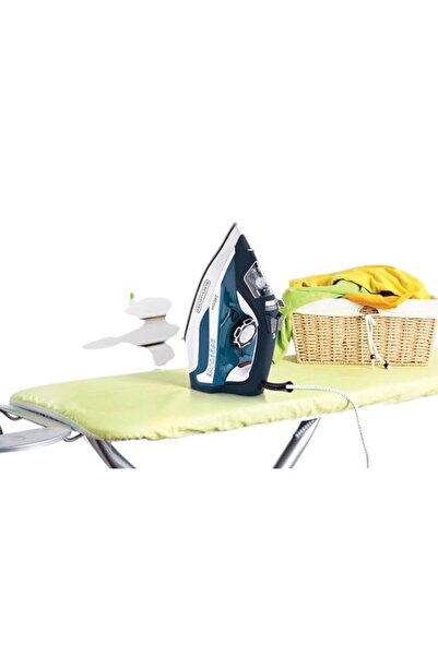 Black and Decker BLACK+DECKER Steam Iron,2400W Power,380ml Water Tank, Ceramic-Coated Soleplate, Anti-Drip.