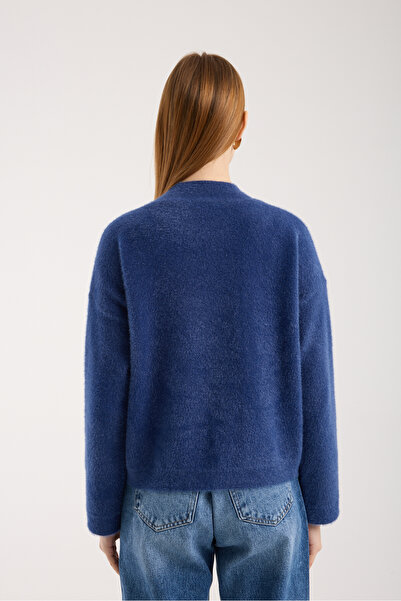Clothes Fast Women's Indigo Beard Yarn Half Turtleneck Knitwear Sweater
