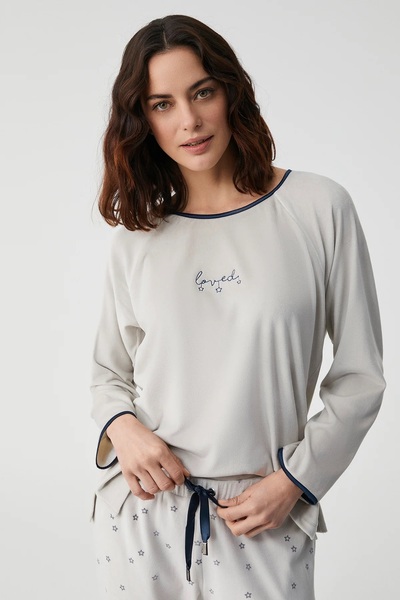 Catherine's Catherines Soft Velvet Circular Neck Long Sleeve Women's Pajama Set