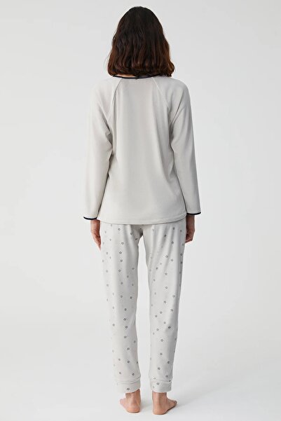 Catherine's Catherines Soft Velvet Circular Neck Long Sleeve Women's Pajama Set