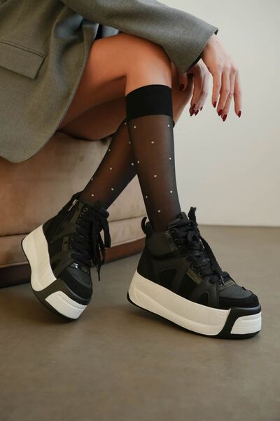 MODAADAM Women's Doren Thick Soled Sports Boots - Black