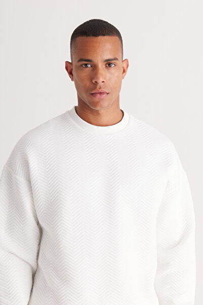 AC&Co / Altınyıldız Classics Ecru Loose Fit 3 Thread Cotton Sweatshirt with Fleece Inside and Crew Neck