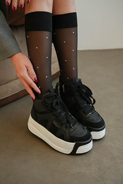 MODAADAM Women's Doren Thick Soled Sports Boots - Black