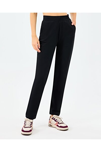 SKECHERS W Essential Slim Kadın Eşofman Alt S2520289-3817 Black