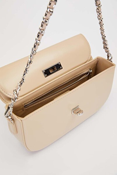 Levidor Mink Silver Lock Detailed Shoulder Bag