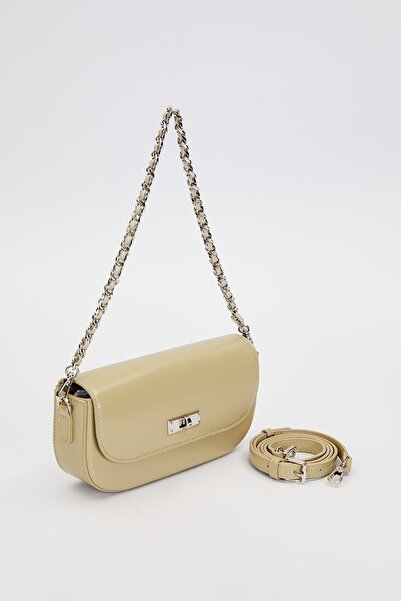 Levidor Green Silver Lock Detailed Shoulder Bag